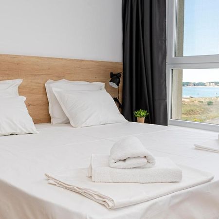 Aparthotel Primorsko Exteriör bild