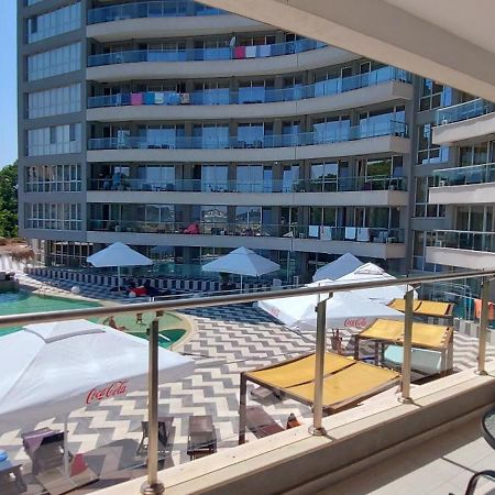 Aparthotel Primorsko Exteriör bild