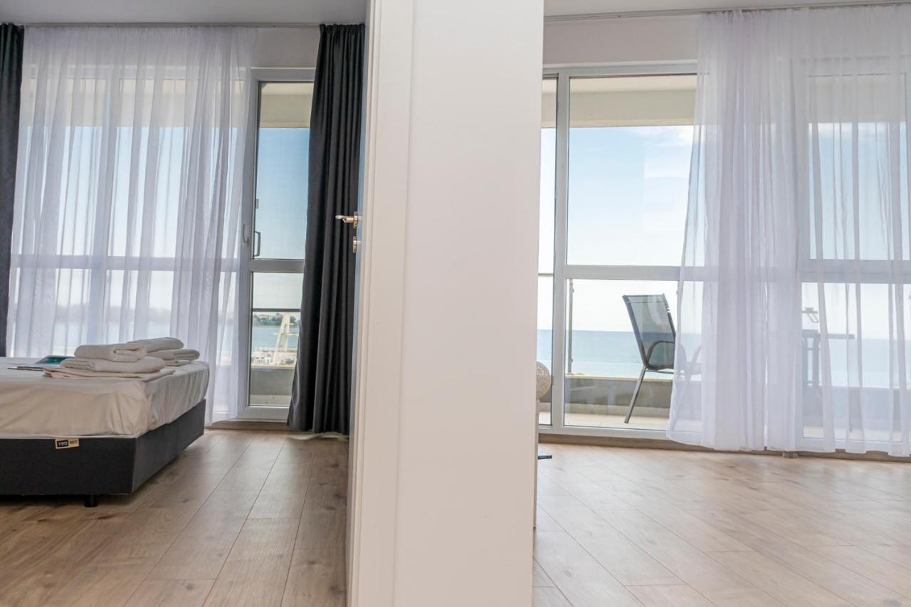 Aparthotel Primorsko Exteriör bild