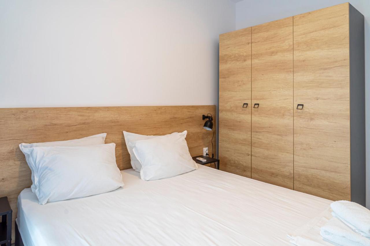 Aparthotel Primorsko Exteriör bild