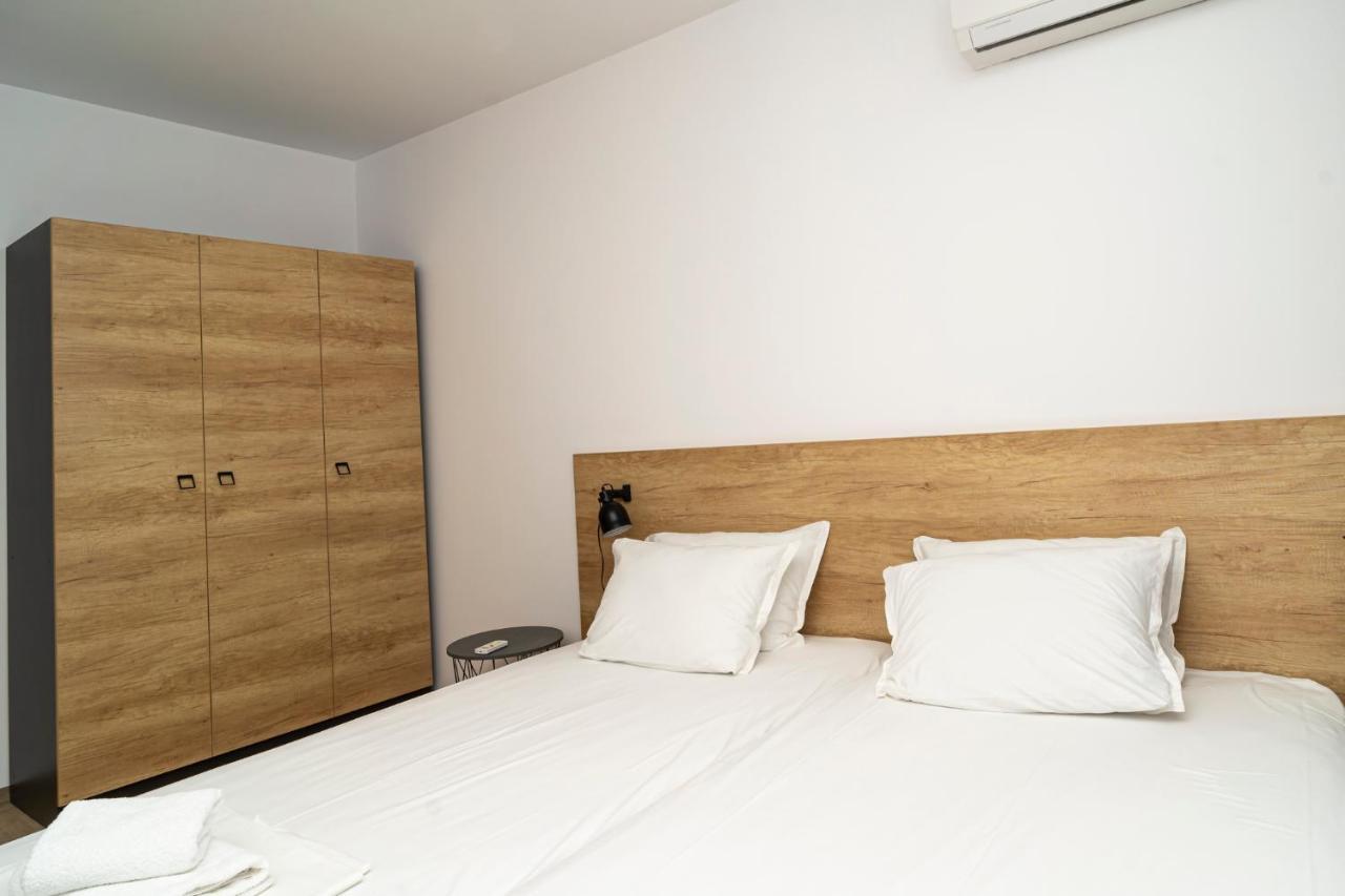 Aparthotel Primorsko Exteriör bild