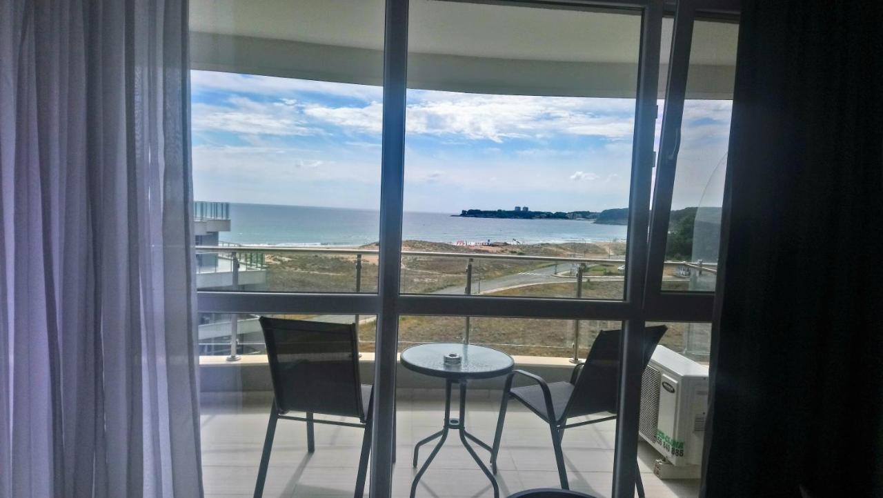 Aparthotel Primorsko Exteriör bild