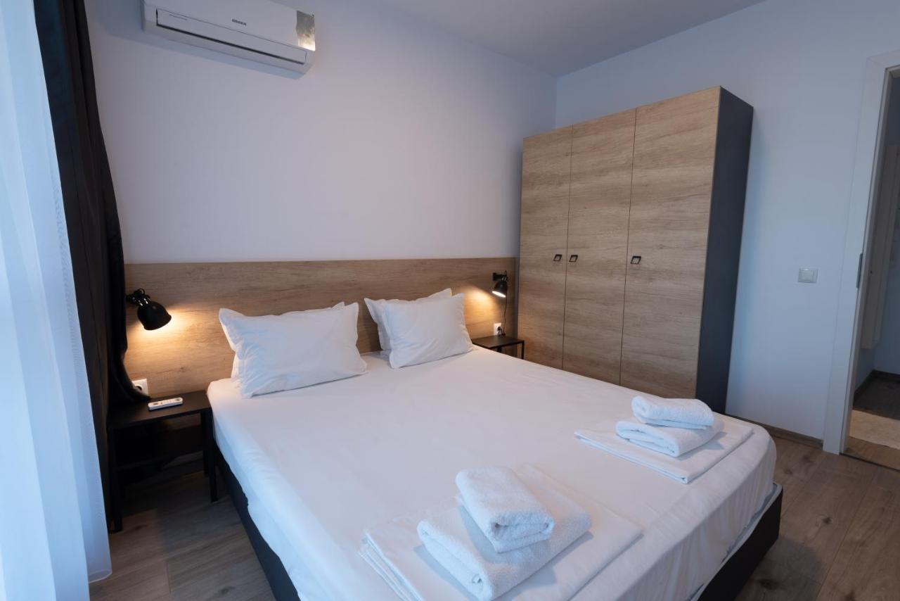 Aparthotel Primorsko Exteriör bild